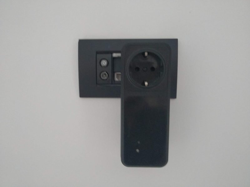 Mini Box: WiFi-Enabled Smart Electrical Socket with EU Adapter for Home Automation - Görsel 9